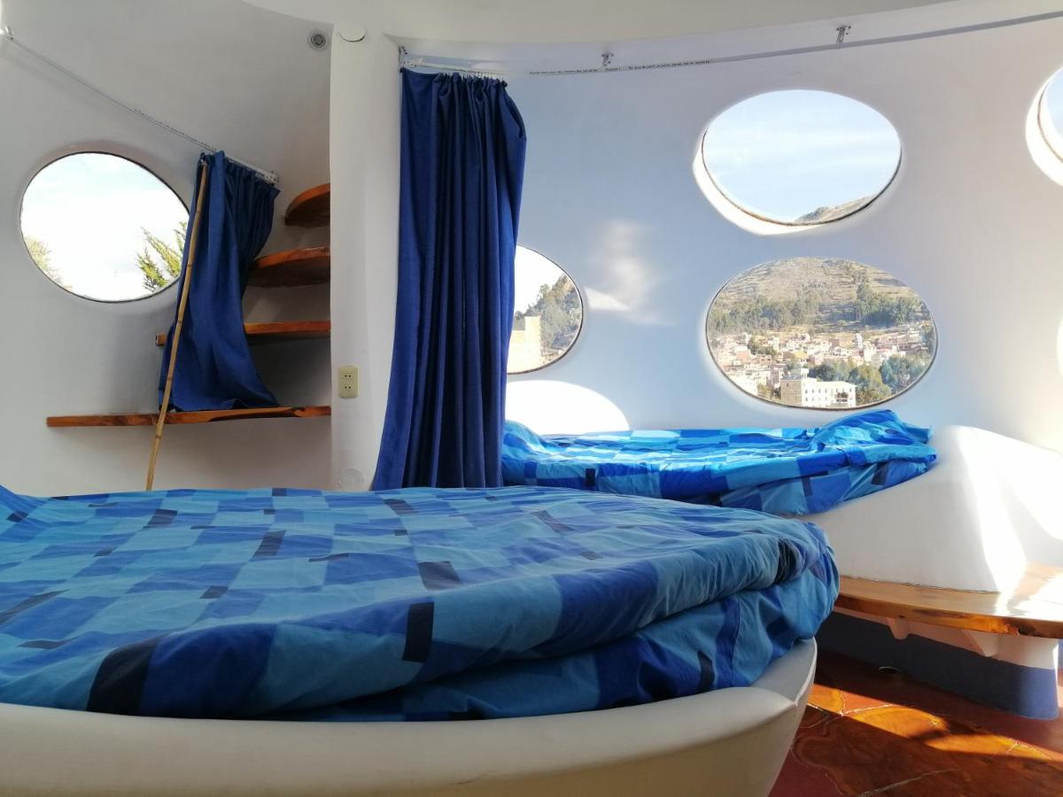 Hostal Las Olas Copacabana  Extérieur photo