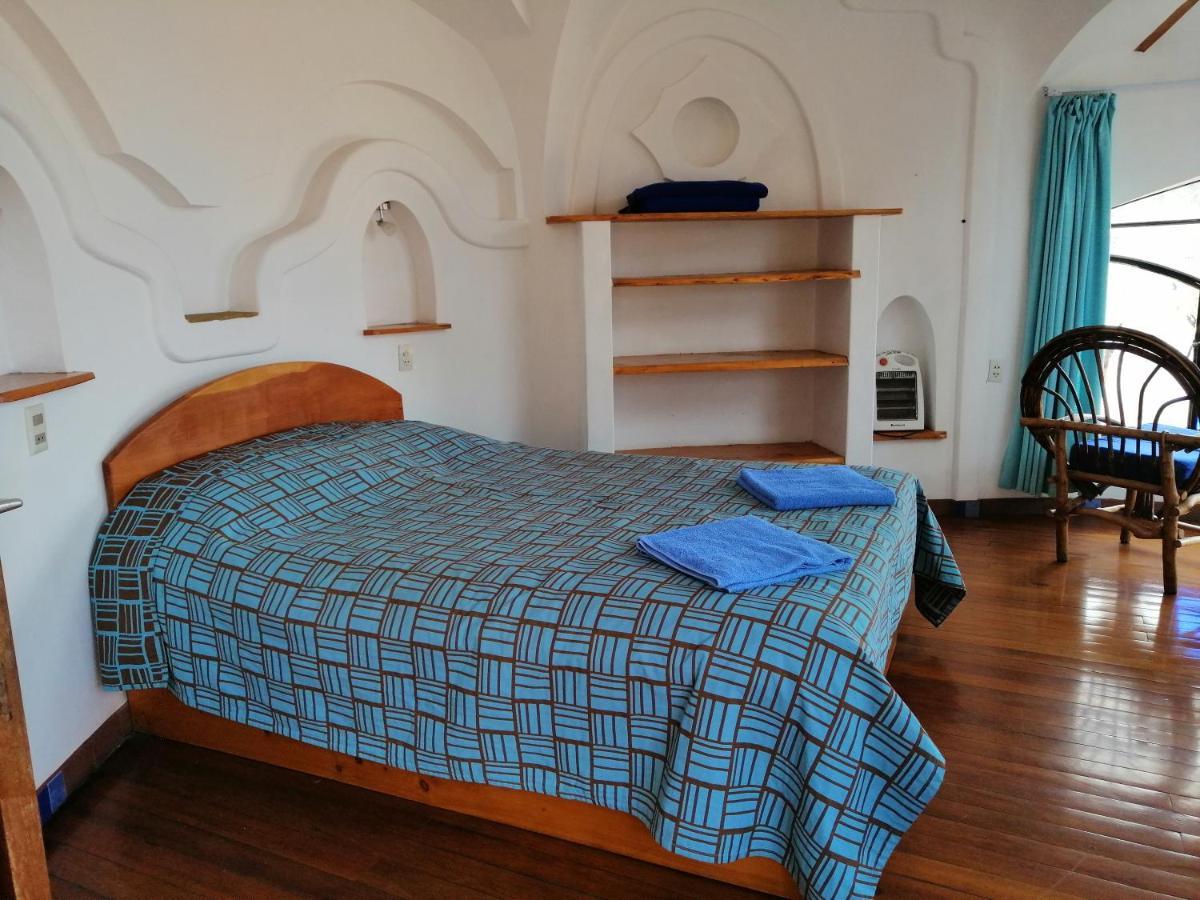 Hostal Las Olas Copacabana  Extérieur photo