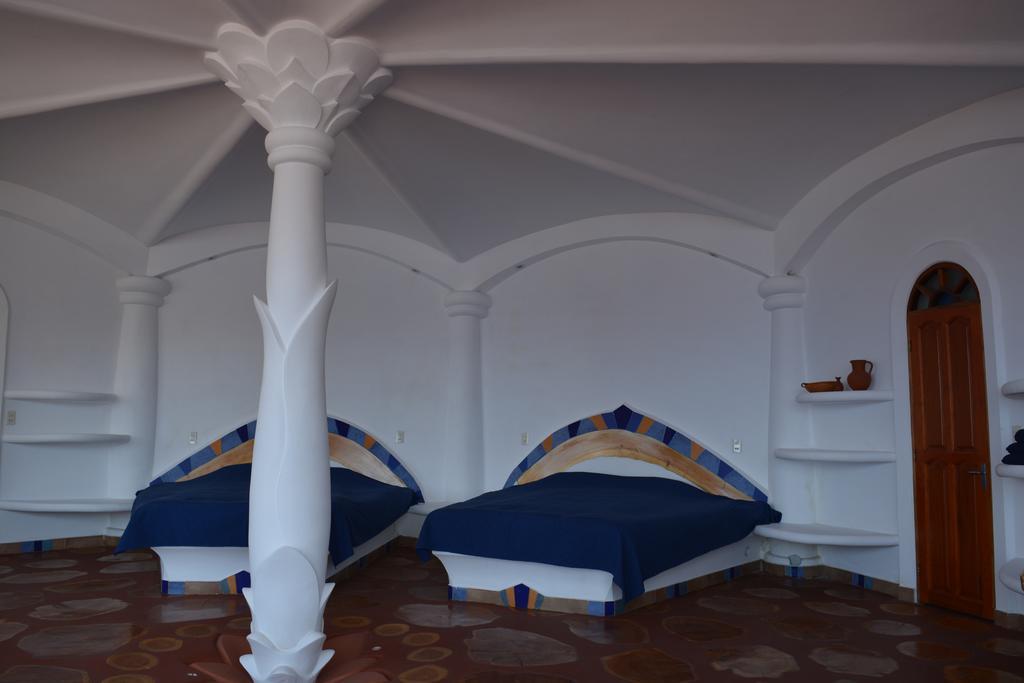 Hostal Las Olas Copacabana  Extérieur photo